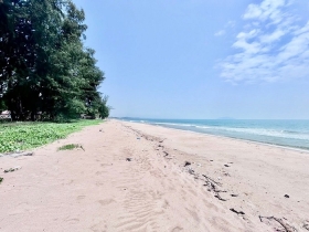 ขายที่ดิน ห่างทะเล 150 เมตร หัวมุมติดถนนกลางลงทะเล ทำเลดี