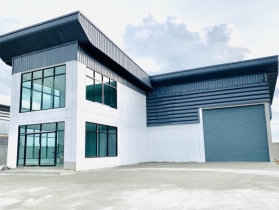 ที่ดินติดถนนใหญ่ พร้อมโรงงาน,โกดัง,ออฟฟิศใหม่ราคาเพียง2.9ล้านบาทเ