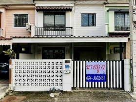 ขายถูก หมู่บ้านพฤกษา 52/2 สะพานขาว-คลองหลวง ติดถนนเมน ติดสวน
