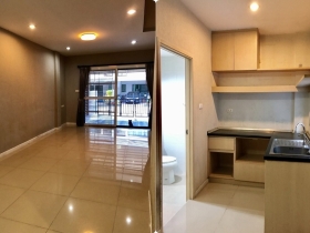 ทาวน์โฮมให้เช่า หมู่บ้าน time home (แบบบ้าน Resort) อ่อนนุช 40